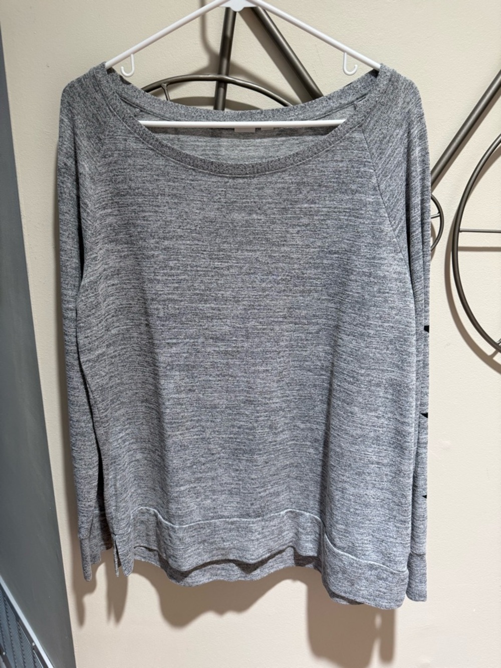 Gap Gray Marled Long Sleeve Pullover with Stars Size L Cozy Cabincore